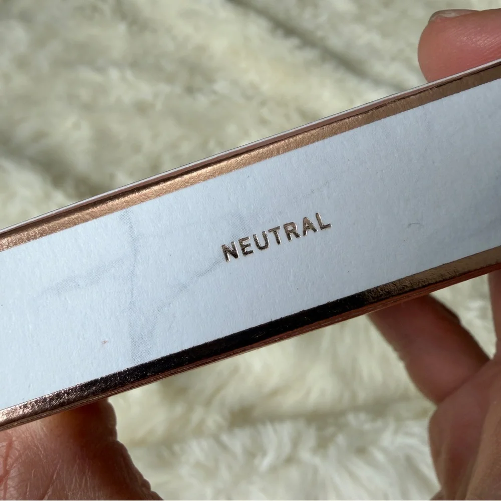 Dear Dahlia Skin Silhouette Contour Duo in Neutral